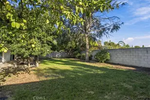 17000 Jeanine Pl, Granada Hills, CA 91344 - Photo 18