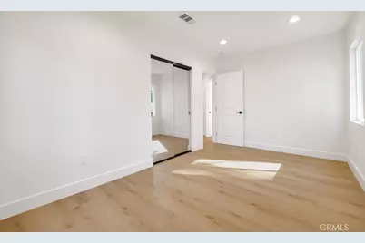 5547 Shoup, Woodland Hills, CA 91367 - Photo 8