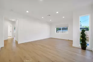5547 Shoup, Woodland Hills, CA 91367 - Photo 2
