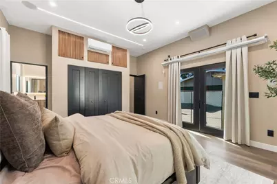 15741 Haynes Street, Van Nuys, CA 91406 - Photo 12