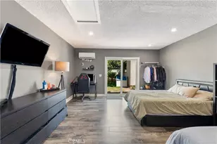 15741 Haynes St, Van Nuys, CA 91406 - Photo 28