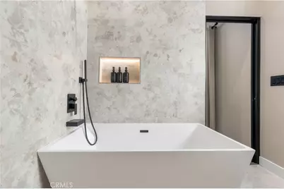 15741 Haynes Street, Van Nuys, CA 91406 - Photo 16