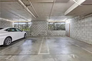 15207 Magnolia Blvd, Sherman Oaks, CA 91403 - Photo 42