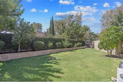 23534 Via Castanet, Valencia, CA 91355 - Photo 36