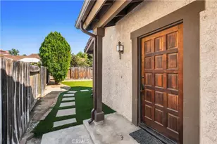 26120 Galvez Ct, Valencia, CA 91355 - Photo 2