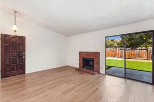 26120 Galvez Ct, Valencia, CA 91355 - Photo 4