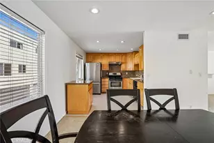 7718 Via Napoli, Burbank, CA 91504 - Photo 16