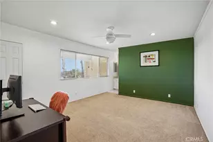 7718 Via Napoli, Burbank, CA 91504 - Photo 22
