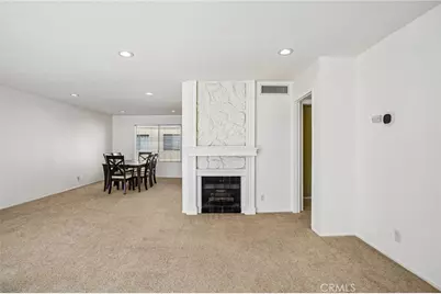 7718 Via Napoli, Burbank, CA 91504 - Photo 8