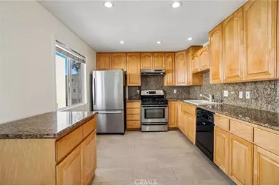 7718 Via Napoli, Burbank, CA 91504 - Photo 20