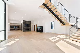 4653 Vanalden Ave, Tarzana, CA 91356 - Photo 6