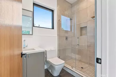 4653 Vanalden Avenue, Tarzana, CA 91356 - Photo 58