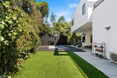 4653 Vanalden Avenue, Tarzana, CA 91356 - Photo 54