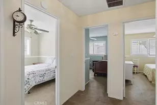 23134 La Granja, Valencia, CA 91354 - Photo 28