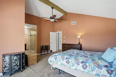 23134 La Granja, Valencia, CA 91354 - Photo 38