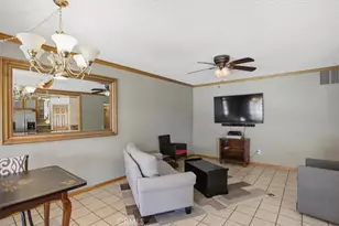 23134 La Granja, Valencia, CA 91354 - Photo 18