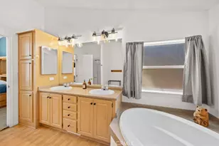 41704 Park Ave, Big Bear Lake, CA 92315 - Photo 18