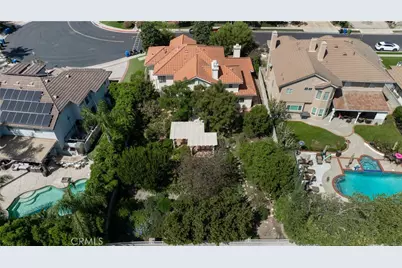 18615 Hillsboro, Porter Ranch, CA 91326 - Photo 4
