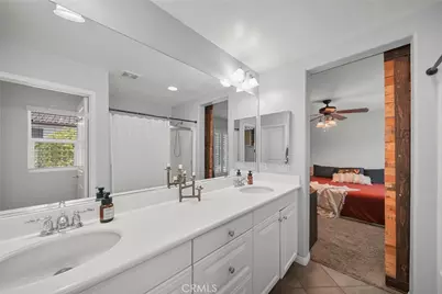 28360 Mirabelle, Saugus, CA 91350 - Photo 18