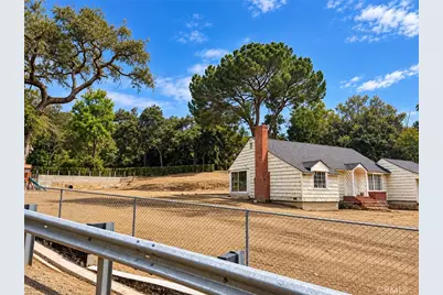 4027 Dover, La Canada Flintridge, CA 91011 - Photo 2