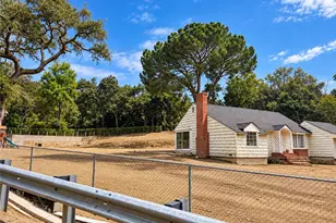 4027 Dover, La Canada Flintridge, CA 91011 - Photo 2