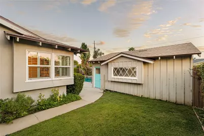 23642 Oxnard, Woodland Hills, CA 91367 - Photo 22
