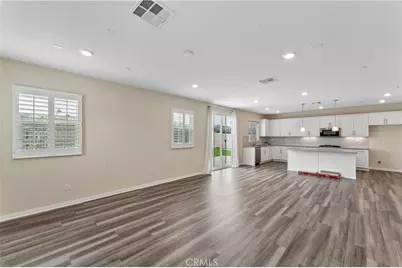 17115 Zion Drive, Canyon Country, CA 91387 - Photo 6