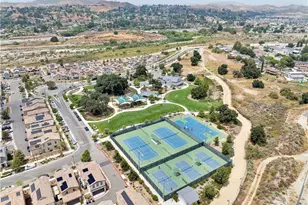 17115 Zion Dr, Canyon Country, CA 91387 - Photo 32