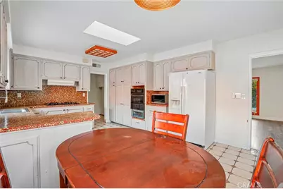 12384 Woodley Avenue, Granada Hills, CA 91344 - Photo 10