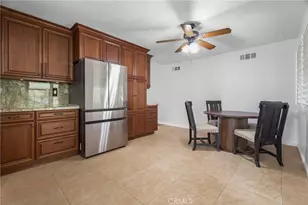20755 Benz, Saugus, CA 91350 - Photo 8
