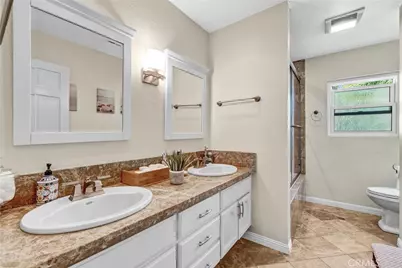 24541 Gardenstone Ln, West Hills, CA 91307 - Photo 20