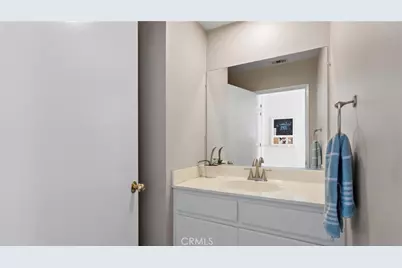 22905 Banyan #228, Saugus, CA 91390 - Photo 14