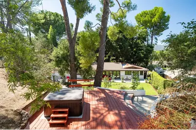 15737 Warm Springs, Canyon Country, CA 91387 - Photo 46