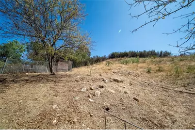 15737 Warm Springs, Canyon Country, CA 91387 - Photo 48