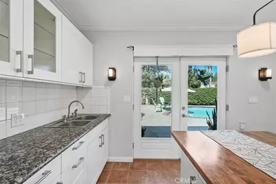 11380 Reseda, Los Angeles, CA 91326 - Photo 32