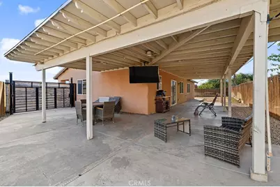 6100 Pizarro, Bakersfield, CA 93307 - Photo 24