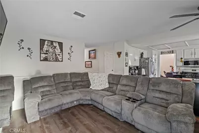 37909 Smoke Tree, Palmdale, CA 93552 - Photo 12