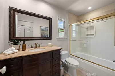 22239 Rolling Ridge Drive, Saugus, CA 91350 - Photo 24