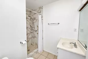 801 E Chestnut St, Glendale, CA 91205 - Photo 6