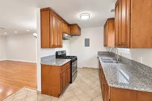 1126 Elm Ave, Glendale, CA 91201 - Photo 4