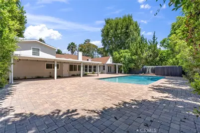11944 Hesby Street, Valley Village, CA 91607 - Photo 46