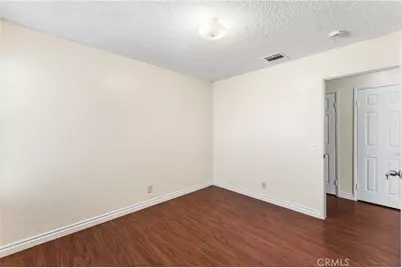 38470 Division, Palmdale, CA 93550 - Photo 24