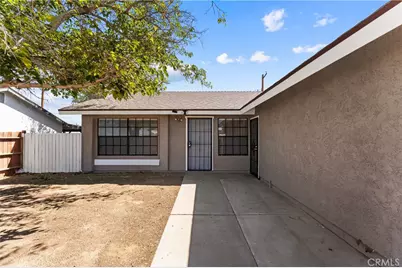 38470 Division, Palmdale, CA 93550 - Photo 4