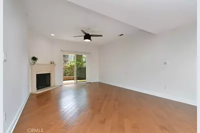 4424 Whitsett Avenue #107, Studio City, CA 91604 - Photo 10