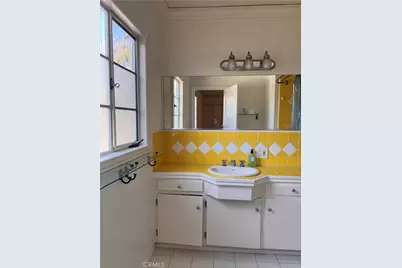 5005 Cahuenga, North Hollywood, CA 91601 - Photo 22