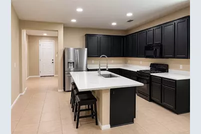 2421 Driftwood, Rosamond, CA 93560 - Photo 4