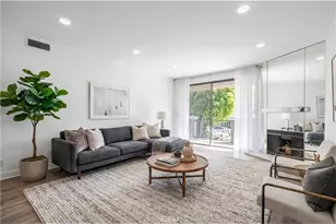 1630 S Bentley Ave, Los Angeles, CA 90025 - Photo 1