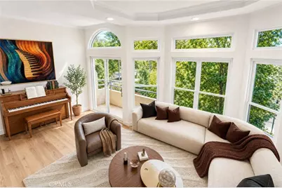 4230 Colfax #304, Studio City, CA 91604 - Photo 2