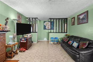 6947 Alcove, Los Angeles, CA 91605 - Photo 28