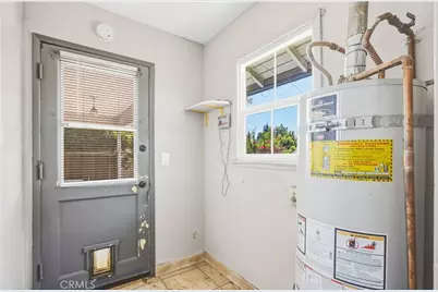 17062 San Fernando Mission Boulevard, Granada Hills, CA 91344 - Photo 10